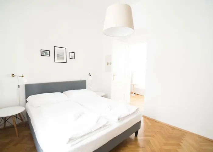 Heymi Apartments In City Center